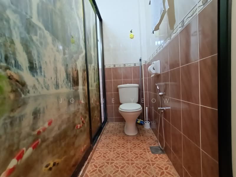 1-storey Terraced House for Sale in Ipoh (Perak) - Joline YEOW - Bathroom - PropertyGuru.com.my