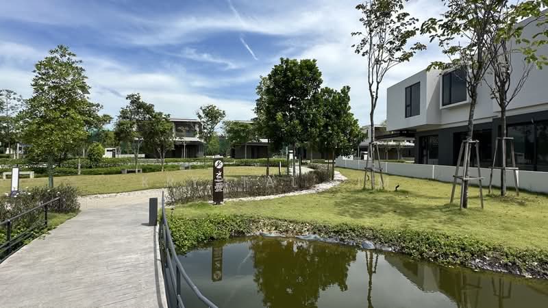 Bungalow for Rent in Bandar Gamuda Cove (Dengkil) - Krystal Lim - Exterior - PropertyGuru.com.my