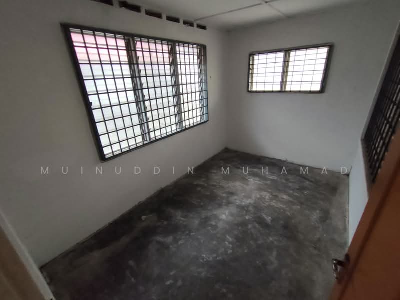 Bungalow for Sale in Teluk Intan (Perak) - Muinuddin Muhamad - Interior - PropertyGuru.com.my
