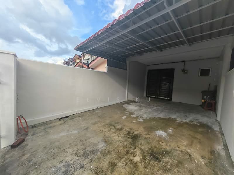2-storey Terraced House for Sale in Taman Bestari Indah (Ulu Tiram) - Elvis Ku - Exterior - PropertyGuru.com.my