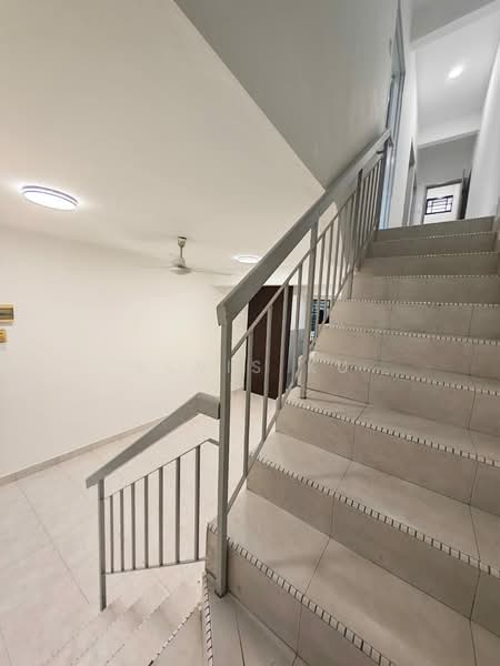 2-storey Terraced House for Sale in Taman Bestari Indah (Ulu Tiram) - Elvis Ku - Interior - PropertyGuru.com.my