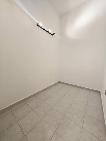 2-storey Terraced House for Sale in Taman Bestari Indah (Ulu Tiram) - Elvis Ku - Interior - PropertyGuru.com.my
