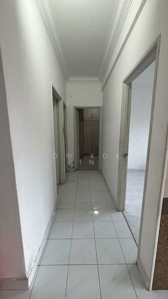 Apartment for Rent at Suria Kipark Damansara - Low Kok Pin - Corridor - PropertyGuru.com.my