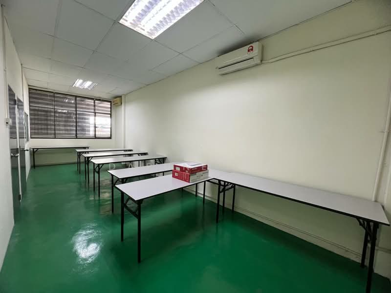 Factory for Rent in Taman Perindustrian Plentong (Masai) - Daphne Lee - Interior - PropertyGuru.com.my