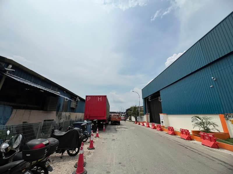 Factory for Rent in Taman Perindustrian Plentong (Masai) - Daphne Lee - Exterior - PropertyGuru.com.my