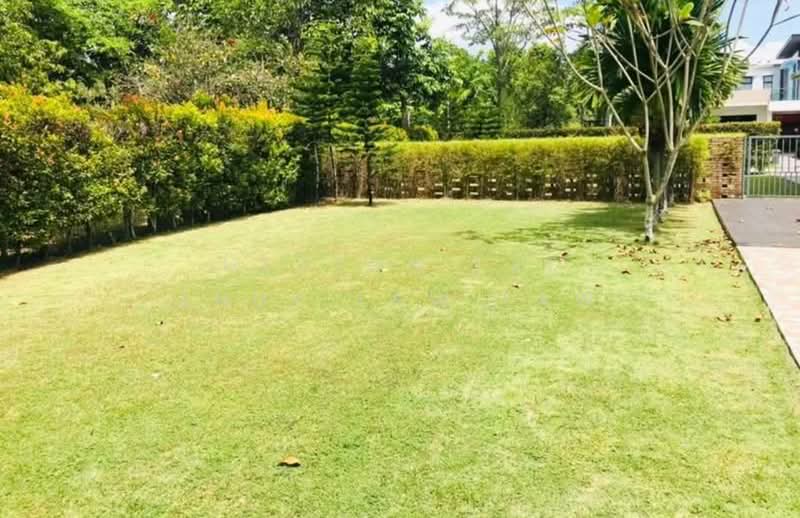 Bungalow for Sale in East Ledang (Iskandar Puteri (Nusajaya)) - Endy Law Law - Garden - PropertyGuru.com.my