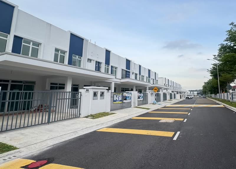 Rumah Teres untuk Disewa di Bandar Dato Onn (Tebrau) - Rene Tew - PropertyGuru.com.my