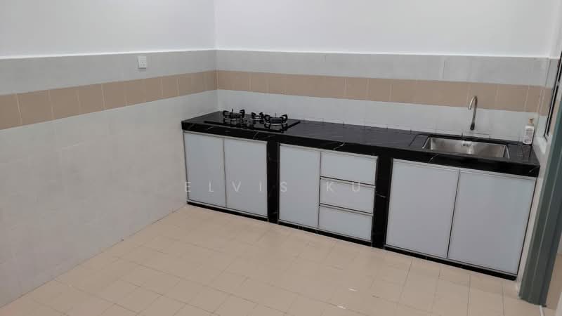 Pangsapuri untuk Dijual di Impian Senibong Apartment - Elvis Ku - Kitchen - PropertyGuru.com.my