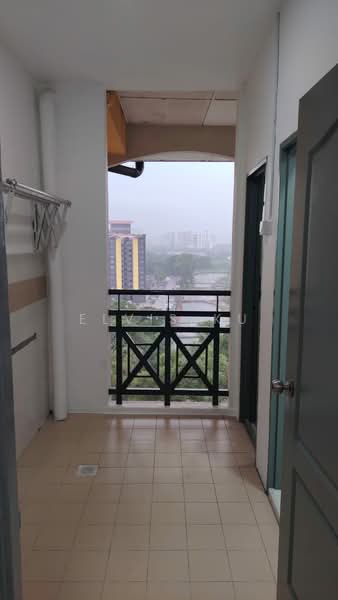Pangsapuri untuk Dijual di Impian Senibong Apartment - Elvis Ku - Balcony - PropertyGuru.com.my