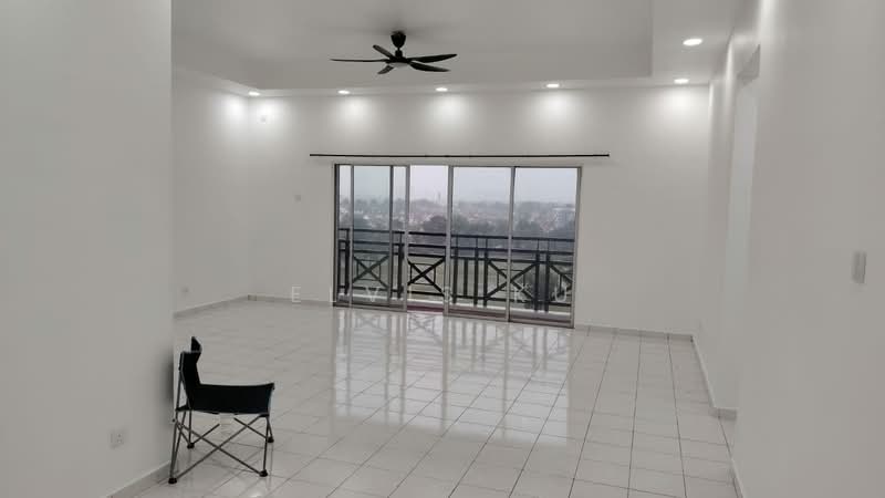 Pangsapuri untuk Dijual di Impian Senibong Apartment - Elvis Ku - Living Room - PropertyGuru.com.my