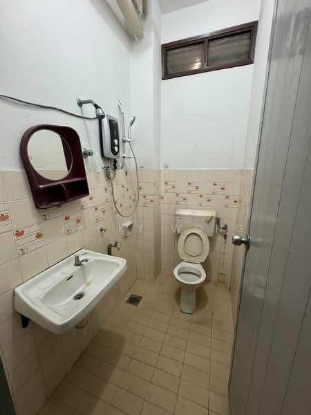 2-storey Terraced House for Sale in Sri Petaling (Kuala Lumpur) - Jacky Wong - Bathroom - PropertyGuru.com.my
