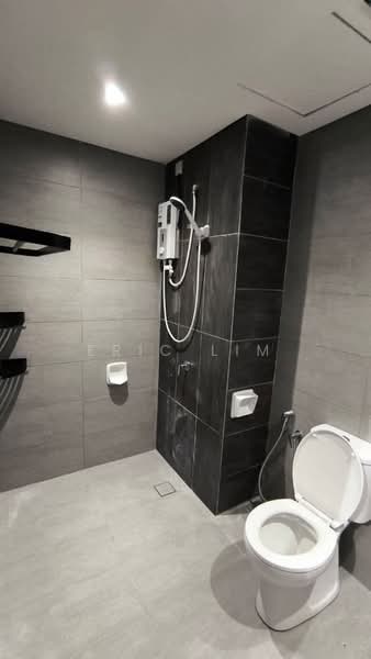 Servis Apartment untuk Disewa di The New Duo @ Edumetro - Eric Lim - Bathroom - PropertyGuru.com.my