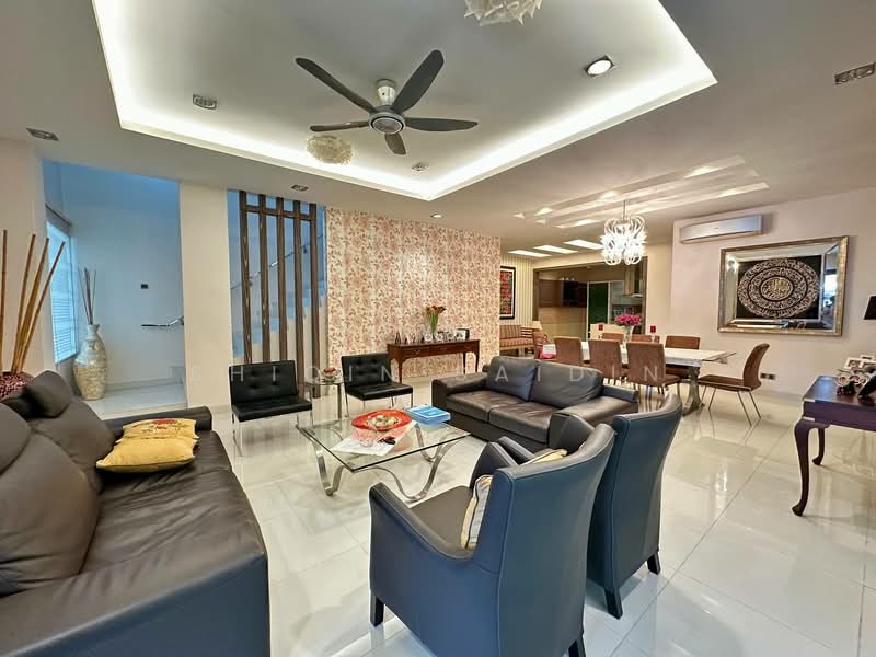 Semi-Detached House for Sale in Gombak (Kuala Lumpur) - Shiqin Saidin - Living Room - PropertyGuru.com.my