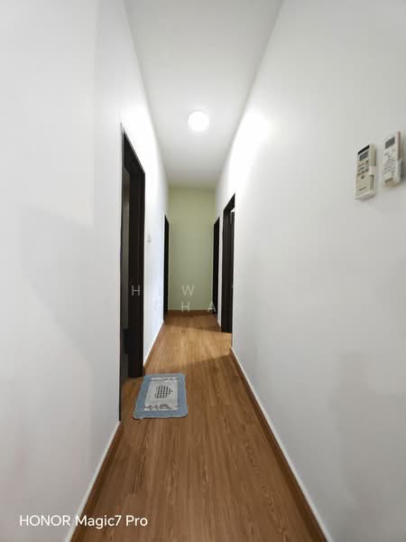 Condominium for Rent at The Aliff Residences (Alif Utama) - Chew Yun Chan - Corridor - PropertyGuru.com.my