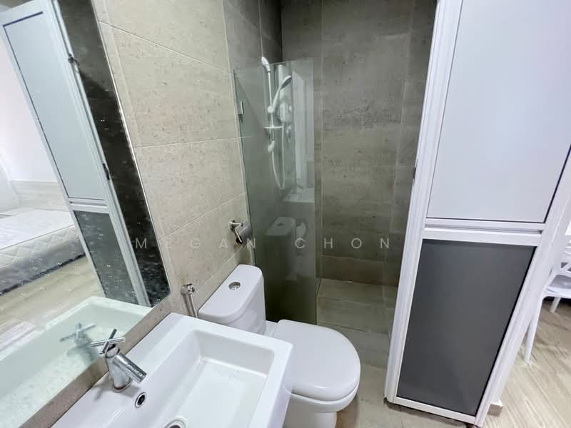 Service Residence for Sale at Kenwingston Square Garden - Megan Chong - Bathroom - PropertyGuru.com.my