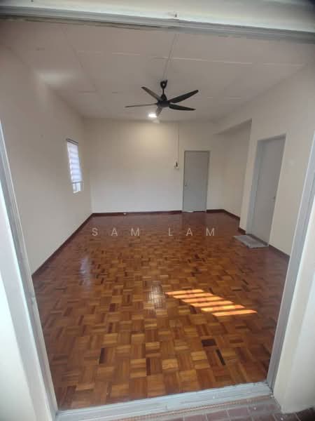 2-storey Terraced House for Sale in Bercham (Ipoh) - Sam Lam - Living Room - PropertyGuru.com.my