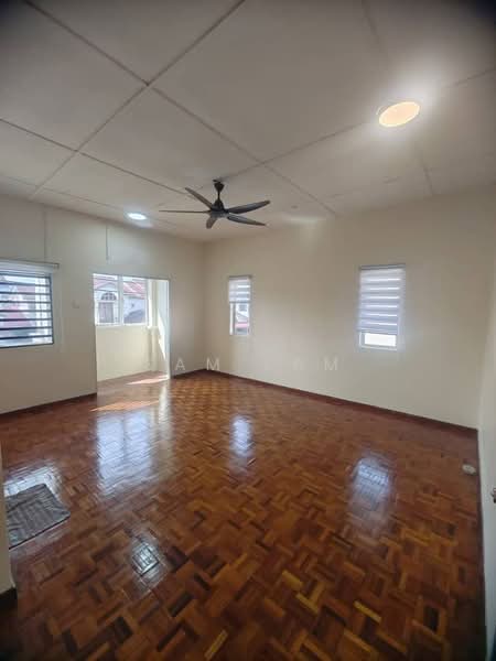 2-storey Terraced House for Sale in Bercham (Ipoh) - Sam Lam - Living Room - PropertyGuru.com.my