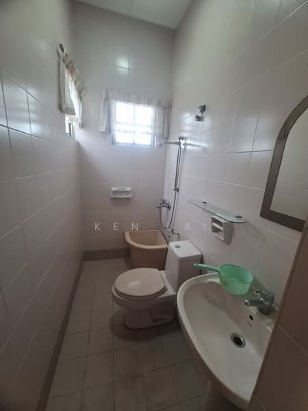 Rumah Banglo untuk Dijual di Rawang (Selangor) - Ken Lai - Bathroom - PropertyGuru.com.my