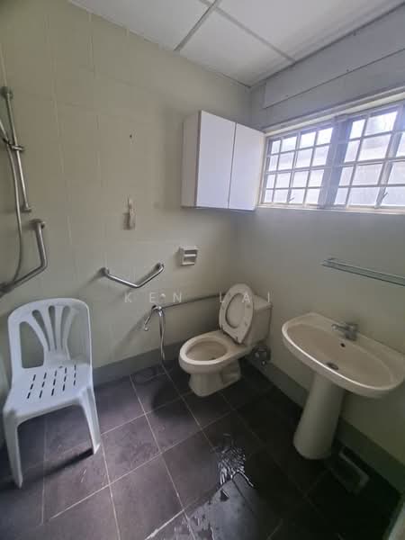 Rumah Banglo untuk Dijual di Rawang (Selangor) - Ken Lai - Bathroom - PropertyGuru.com.my