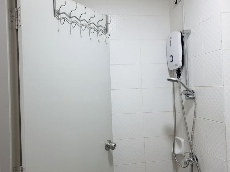 Servis Apartment untuk Dijual di Seasons Amara Larkin - Josephine Yong - Bathroom - PropertyGuru.com.my