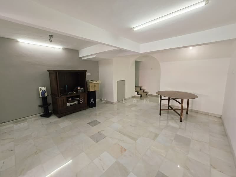 2-storey Terraced House for Sale in Gunung Rapat (Ipoh) - Sam Lam - Living Room - PropertyGuru.com.my