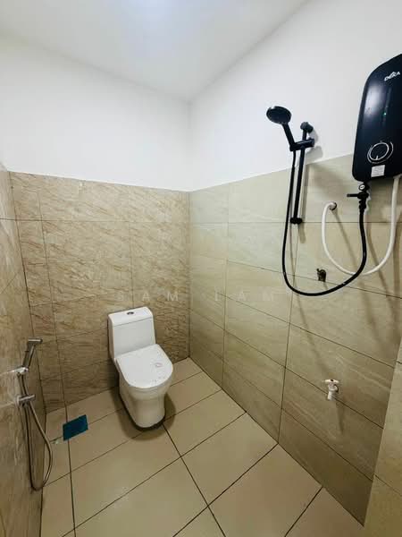 2-storey Terraced House for Sale in Taman Cempaka (Ipoh) - Sam Lam - Bathroom - PropertyGuru.com.my