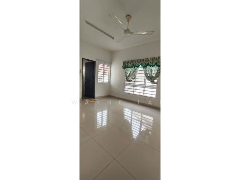 Rumah Teres 2 Tingkat untuk Dijual di Puncak Bestari (Puncak Alam) - Wayne Lai - Living Room - PropertyGuru.com.my