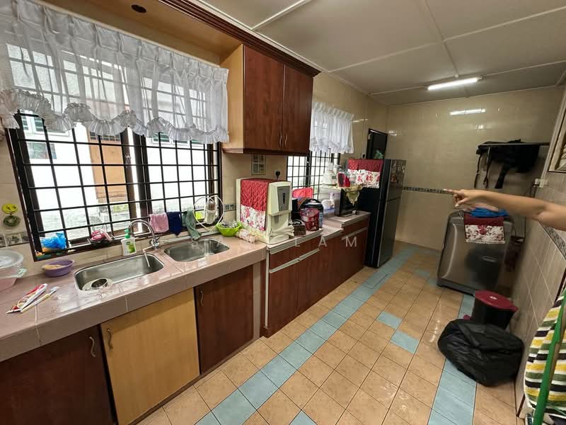 2.5-storey Terraced House for Sale in Gunung Rapat (Ipoh) - Sam Lam - Kitchen - PropertyGuru.com.my