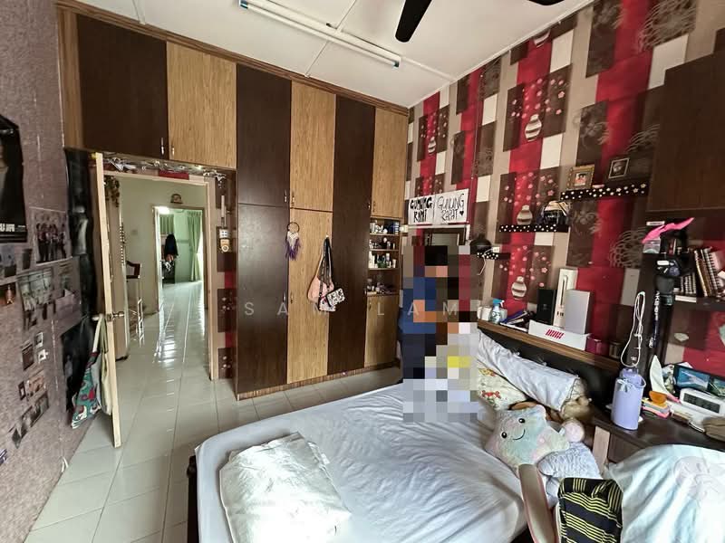 2.5-storey Terraced House for Sale in Gunung Rapat (Ipoh) - Sam Lam - Bedroom - PropertyGuru.com.my