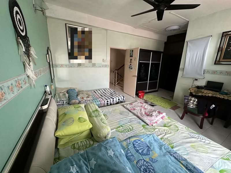 2.5-storey Terraced House for Sale in Gunung Rapat (Ipoh) - Sam Lam - Bedroom - PropertyGuru.com.my