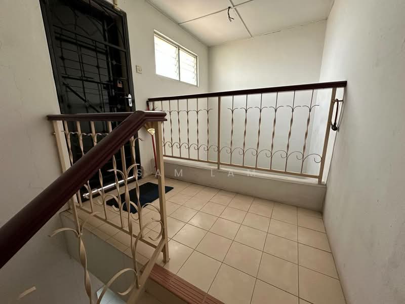 2.5-storey Terraced House for Sale in Gunung Rapat (Ipoh) - Sam Lam - Entrance - PropertyGuru.com.my