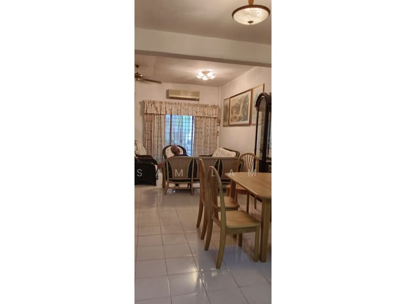 2-storey Terraced House for Sale in Taman Rapat Perdana (Ipoh) - Sam Lam - Living Room - PropertyGuru.com.my