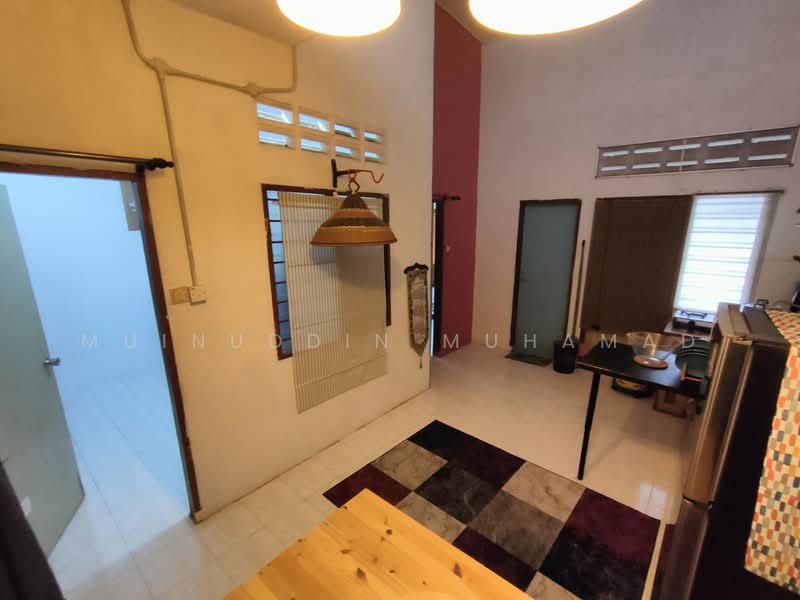 1-storey Terraced House for Sale in Hutan Melintang (Perak) - Muinuddin Muhamad - Interior - PropertyGuru.com.my