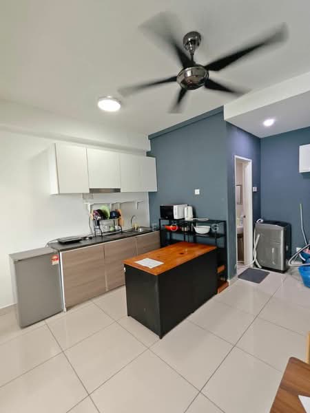 Servis Apartment untuk Dijual di The Scott Garden SOHO - JK Leong - Kitchen - PropertyGuru.com.my