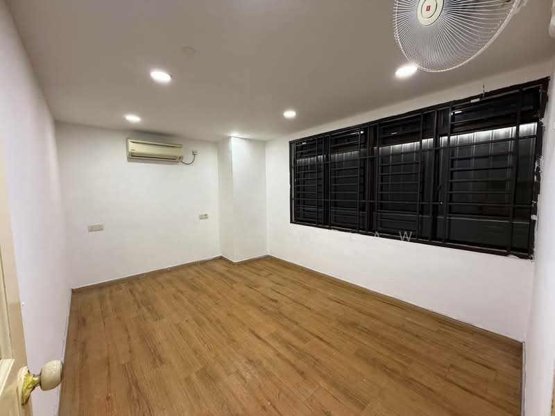 Bungalow for Sale in Kampung Kebun Teh (Johor Bahru) - Endy Law Law - Interior - PropertyGuru.com.my