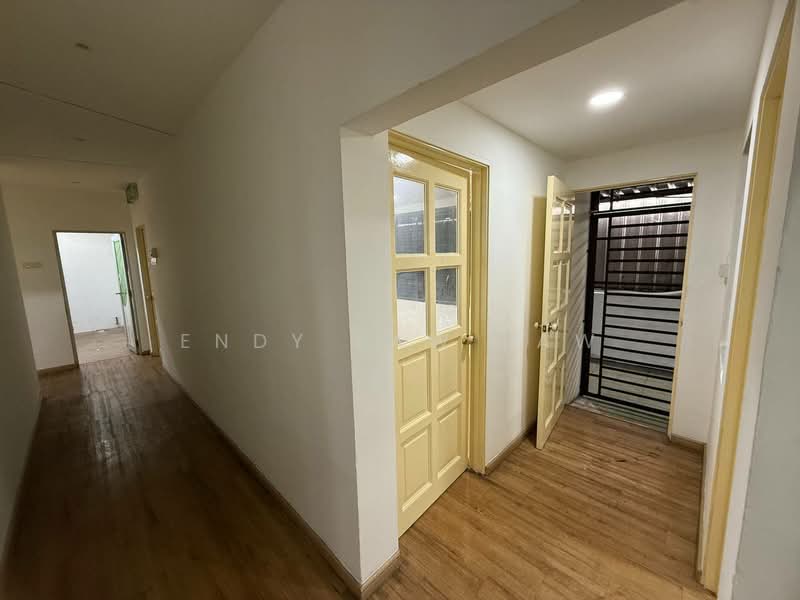 Bungalow for Sale in Kampung Kebun Teh (Johor Bahru) - Endy Law Law - Corridor - PropertyGuru.com.my