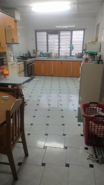 2-storey Terraced House for Sale in Subang Jaya (Selangor) - Angela Ng - Kitchen - PropertyGuru.com.my
