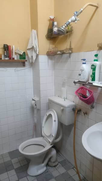 2-storey Terraced House for Sale in Subang Jaya (Selangor) - Angela Ng - Bathroom - PropertyGuru.com.my