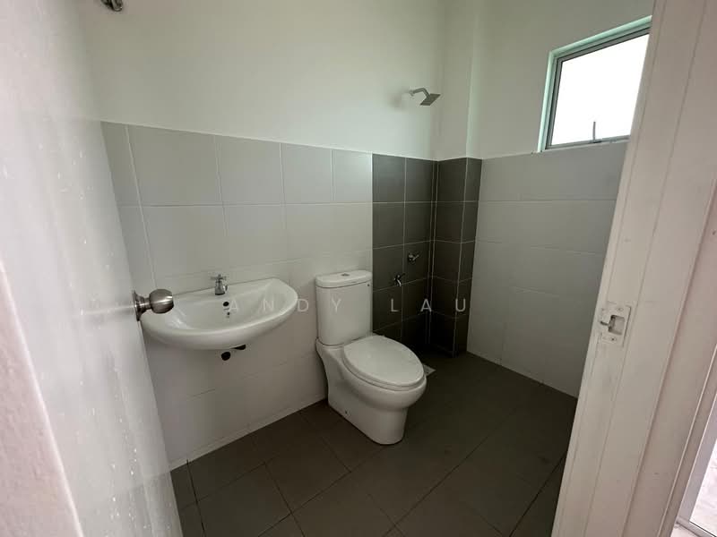 1-storey Terraced House for Sale in Lenggeng (Negeri Sembilan) - Andy Lau - Bathroom - PropertyGuru.com.my