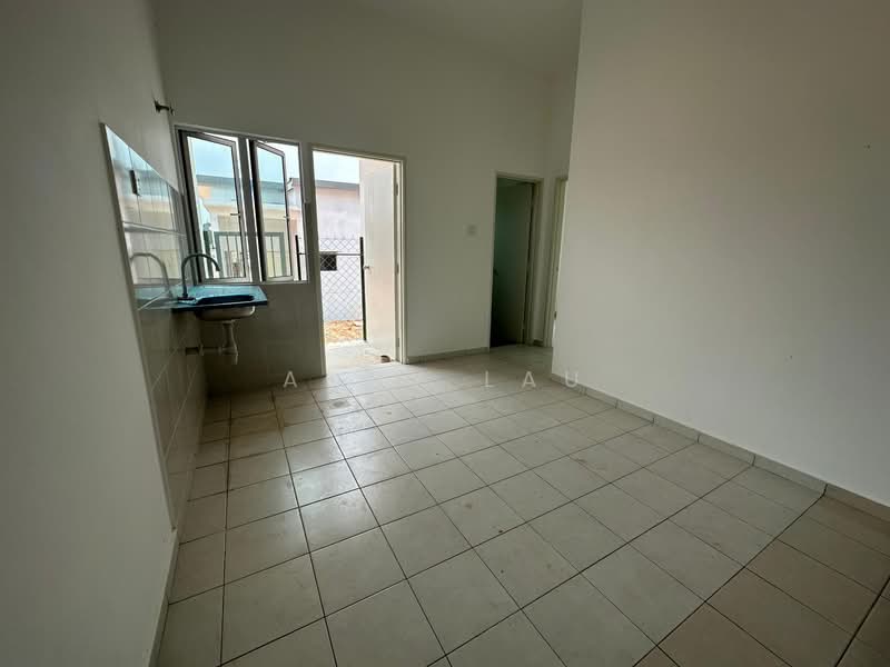 1-storey Terraced House for Sale in Seremban (Negeri Sembilan) - Andy Lau - Kitchen - PropertyGuru.com.my