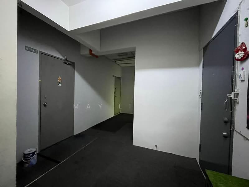 Kedai / Pejabat untuk Dijual di Metro Prima (Kepong) - May Liong - Corridor - PropertyGuru.com.my