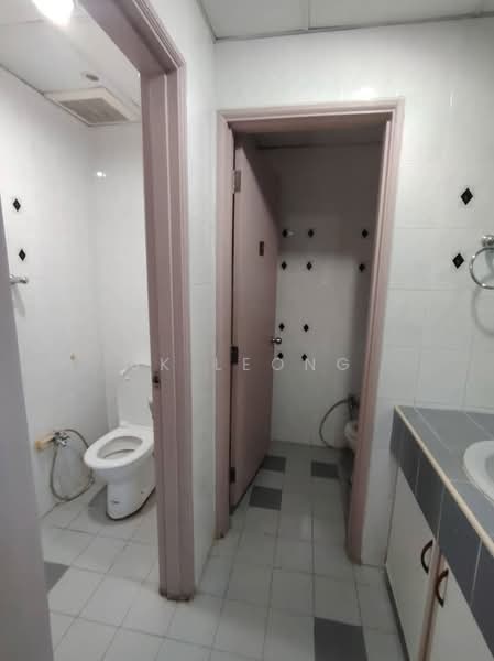 Office for Sale in Petaling Jaya (Selangor) - JK Leong - Bathroom - PropertyGuru.com.my