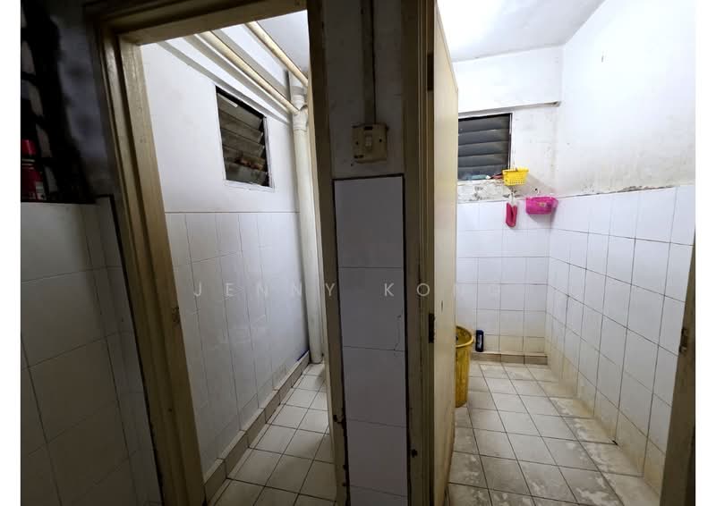 Flat for Sale at Taman Amanputra - Jenny Kong - PropertyGuru.com.my