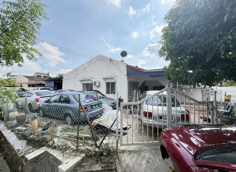 Rumah Teres 1 Tingkat untuk Dijual di Taman Semenyih Jaya (Semenyih) - Nurul Zyra - Exterior - PropertyGuru.com.my