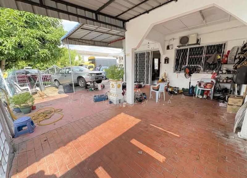 Rumah Teres 1 Tingkat untuk Dijual di Taman Semenyih Jaya (Semenyih) - Nurul Zyra - Exterior - PropertyGuru.com.my