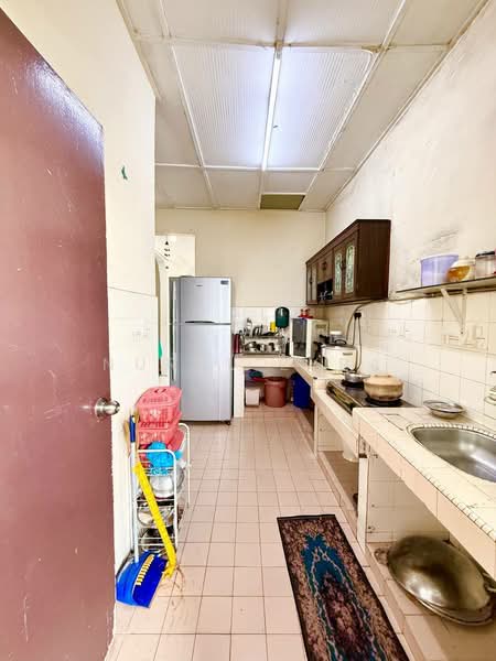 Rumah Teres 1 Tingkat untuk Dijual di Taman Semenyih Jaya (Semenyih) - Nurul Zyra - Kitchen - PropertyGuru.com.my