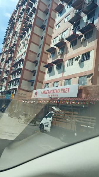 Rumah Flat untuk Disewa di Pinang Emas - Bryan H'ng - Exterior - PropertyGuru.com.my