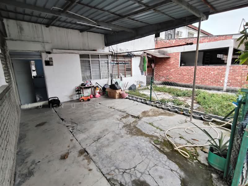 2-storey Terraced House for Sale in Hutan Melintang (Perak) - Muinuddin Muhamad - Exterior - PropertyGuru.com.my