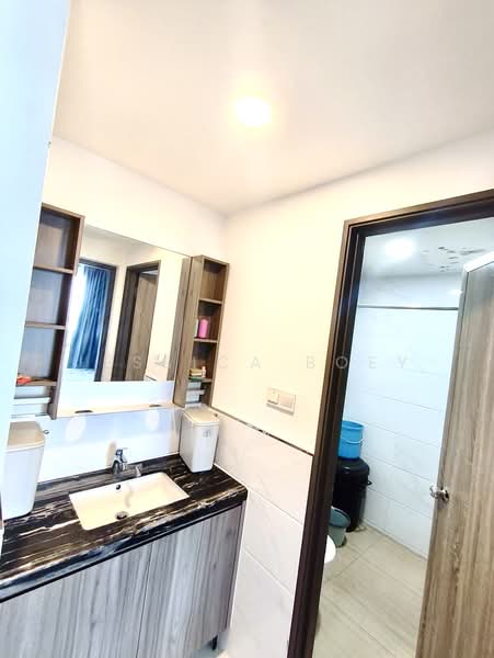 Service Residence for Rent at Country Garden Central Park - Jessica Boey - Bathroom - PropertyGuru.com.my