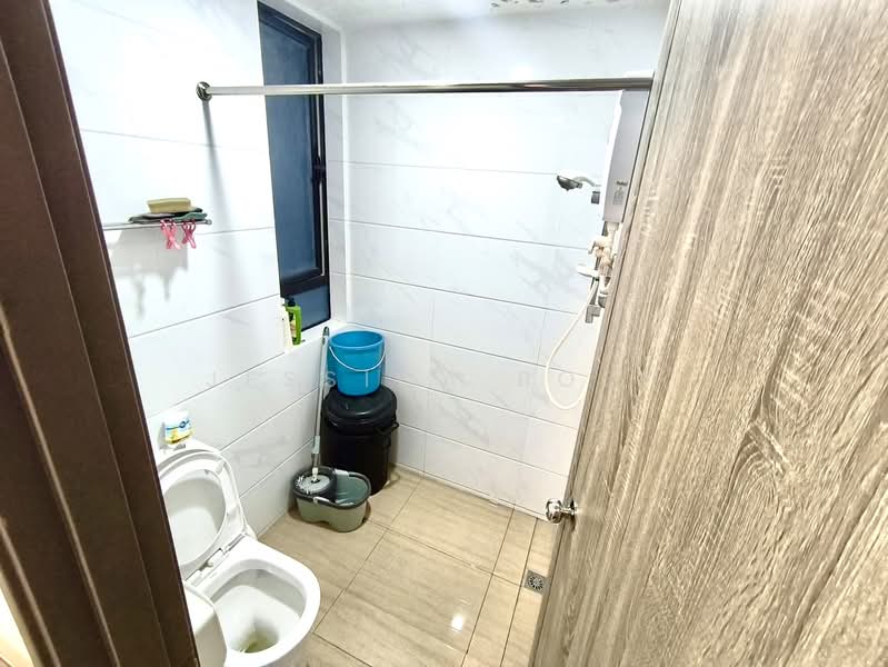 Service Residence for Rent at Country Garden Central Park - Jessica Boey - Bathroom - PropertyGuru.com.my